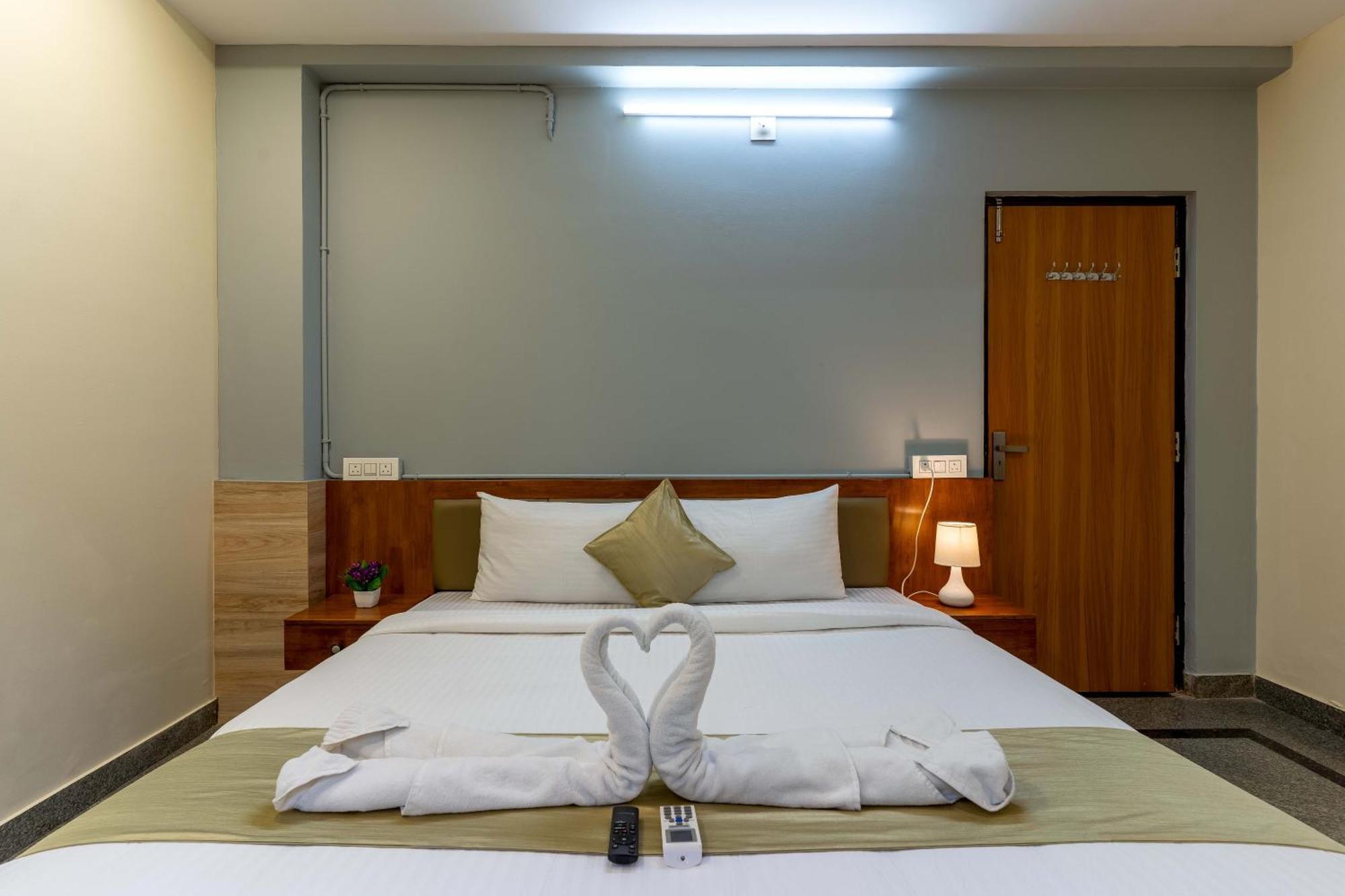 Hotel Chalet, Madiwala บังกาลอร์ ภายนอก รูปภาพ